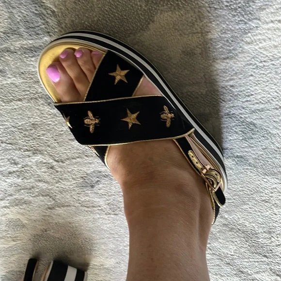 Gucci Black Velvet Platform Sandals Size 38